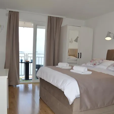Luan Apartment *