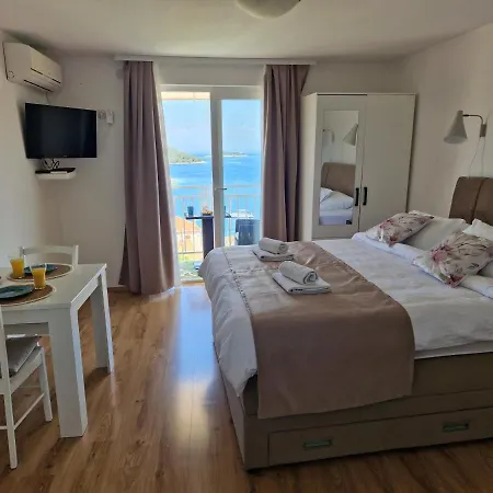 Luan Apartment *